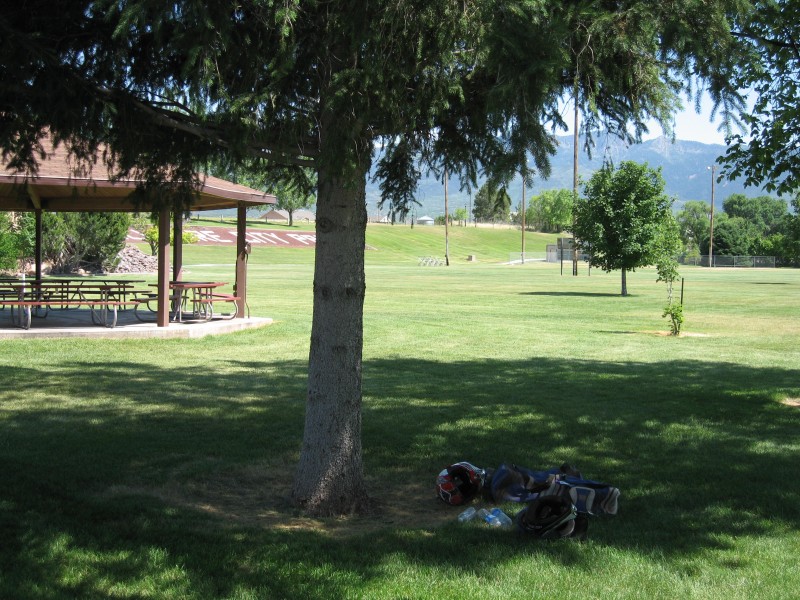 image0005 Nice shady spot on a hot day in Fillmore